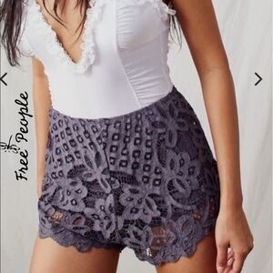 Free people Adella Shorts In charcoal